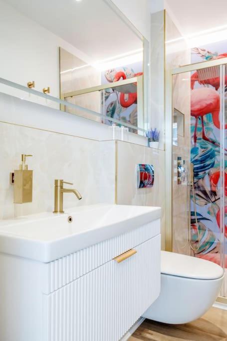 Villa House 10 Mins To Tower Bridge Hot Tub & Parking London Exterior foto